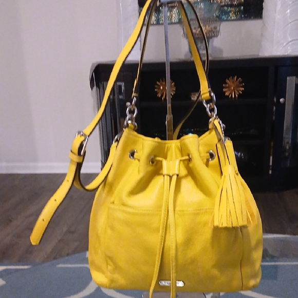 Coach Handbags - Coach Yellowish Green Leather Bucket Bag